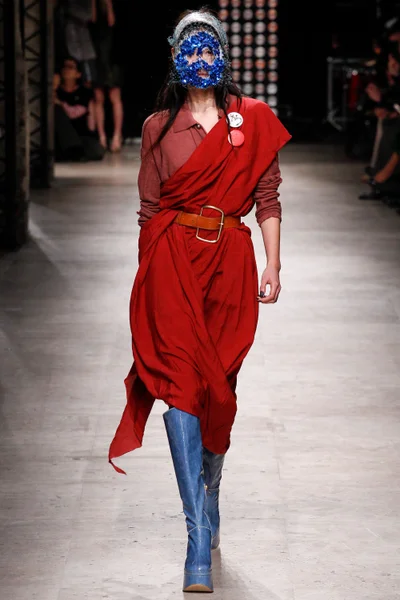 Look 5